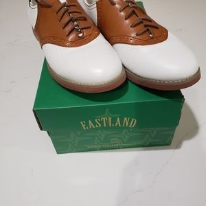 Womens Eastland Saddle Shoes 8M